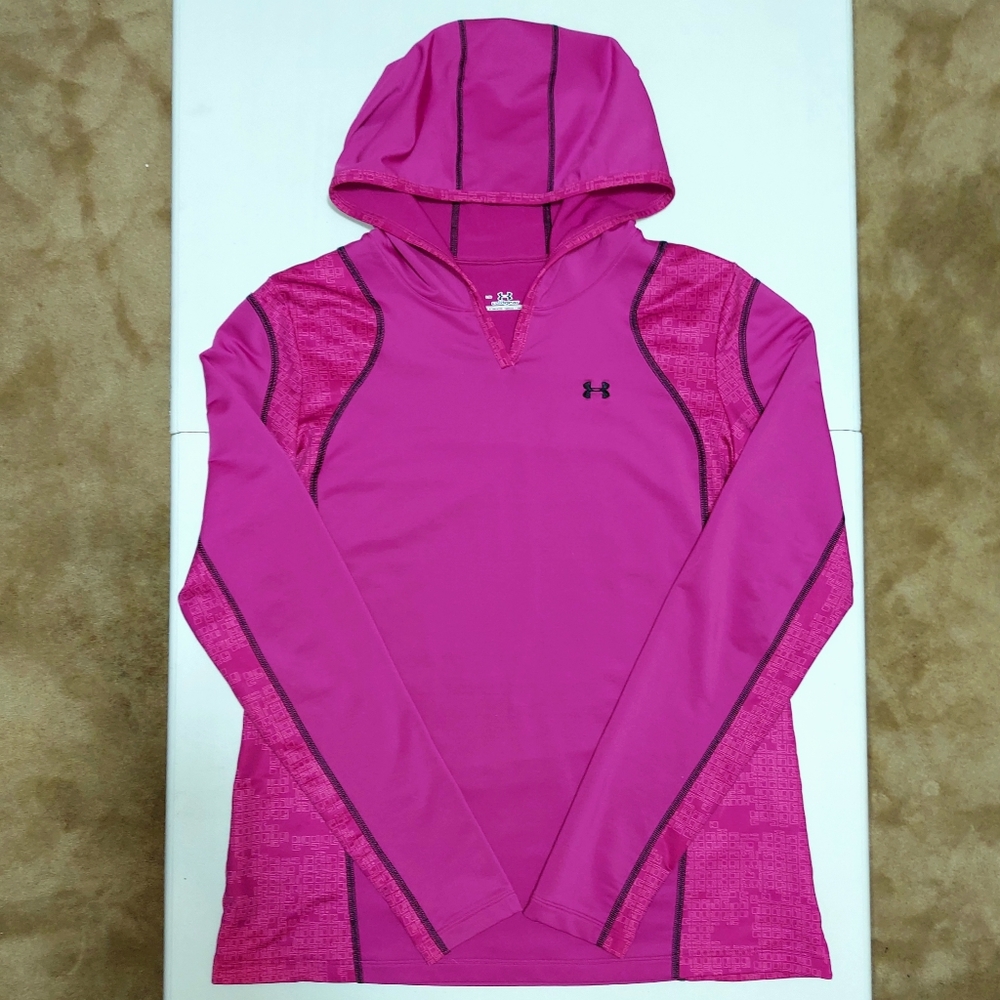 Under Armour ColdGear long sleeve hooded pullover | Size: L
